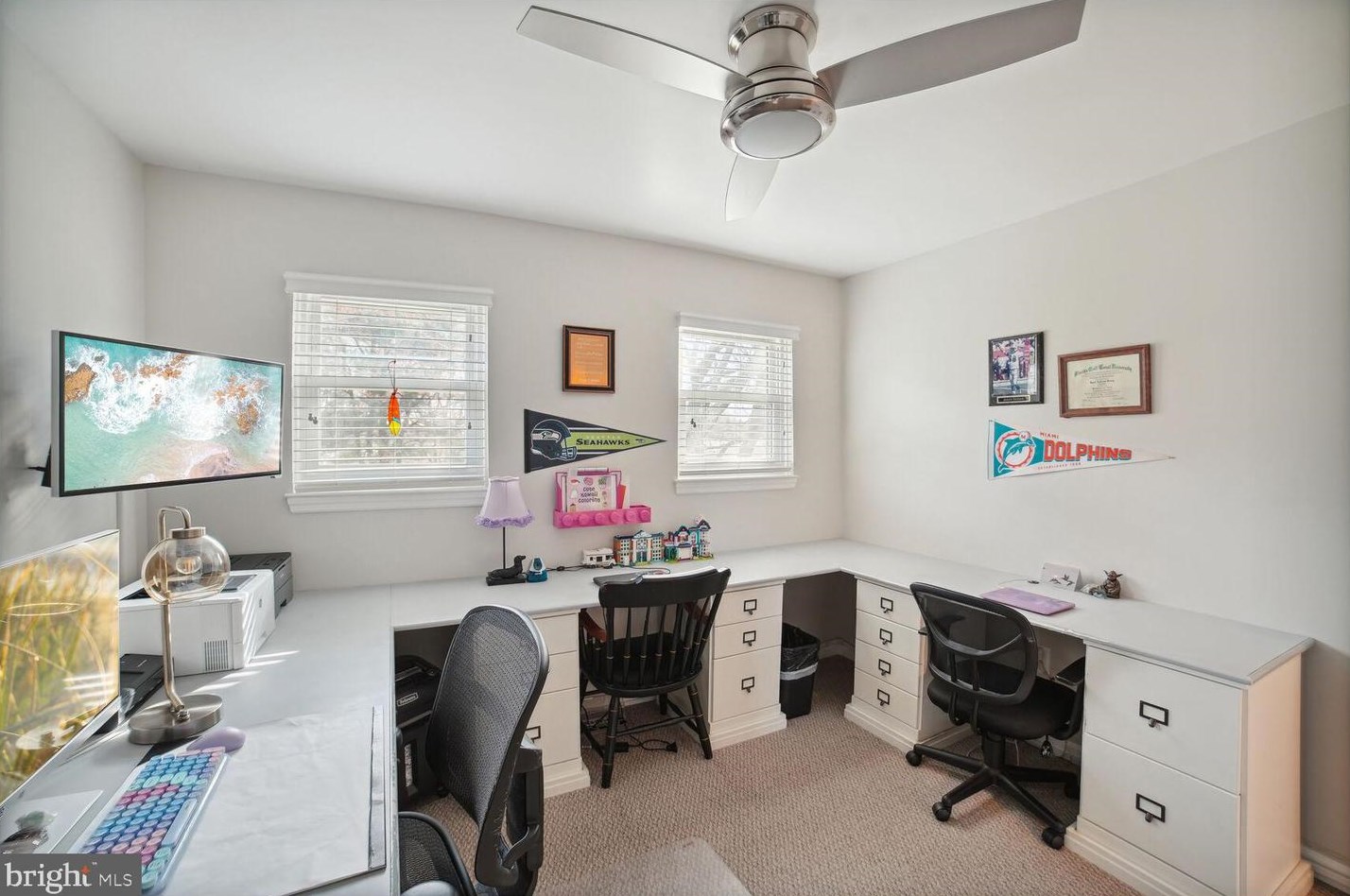 8704 Woodfield Ct, Gaithersburg MD  20882-3710 exterior