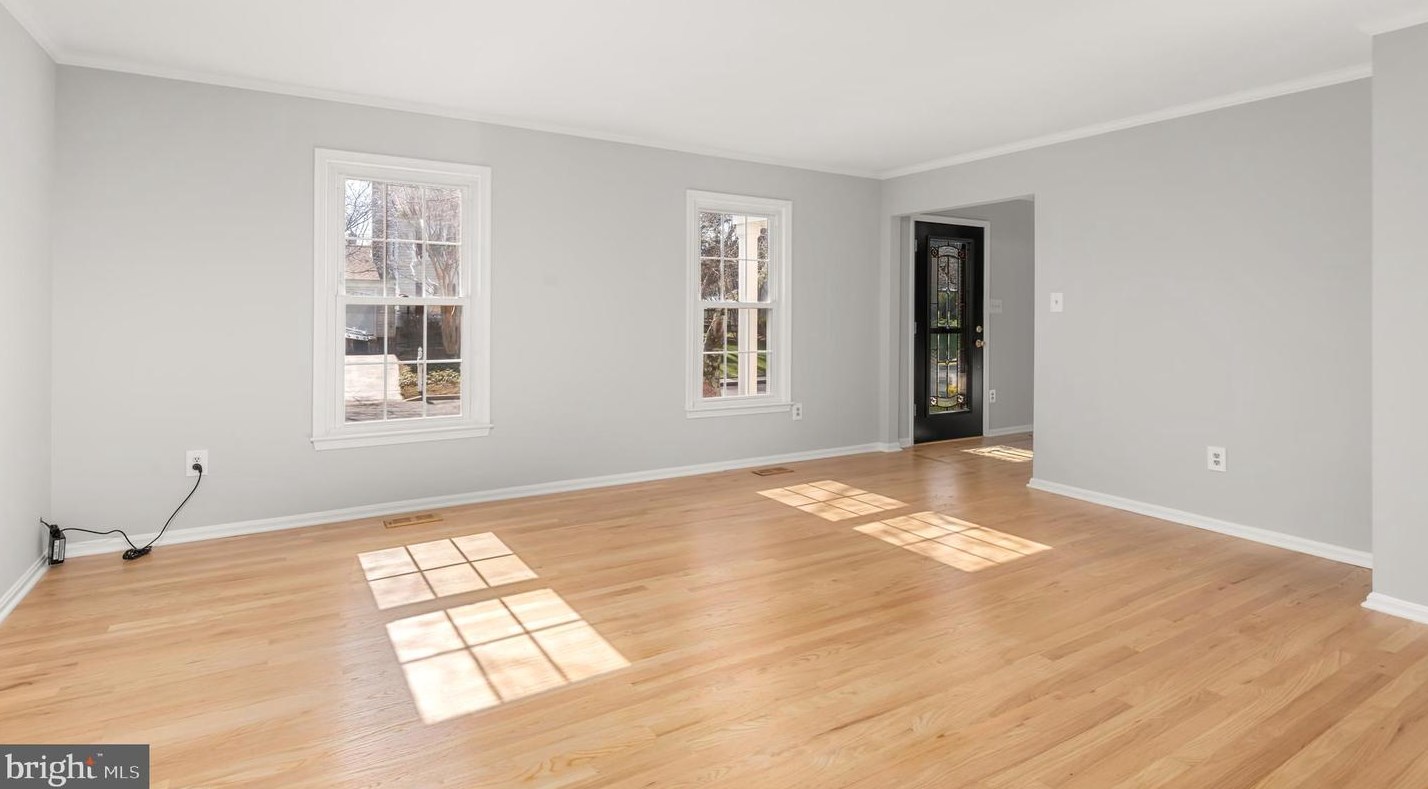 14912 Keeneland Cir, Gaithersburg MD 20878-3782 exterior