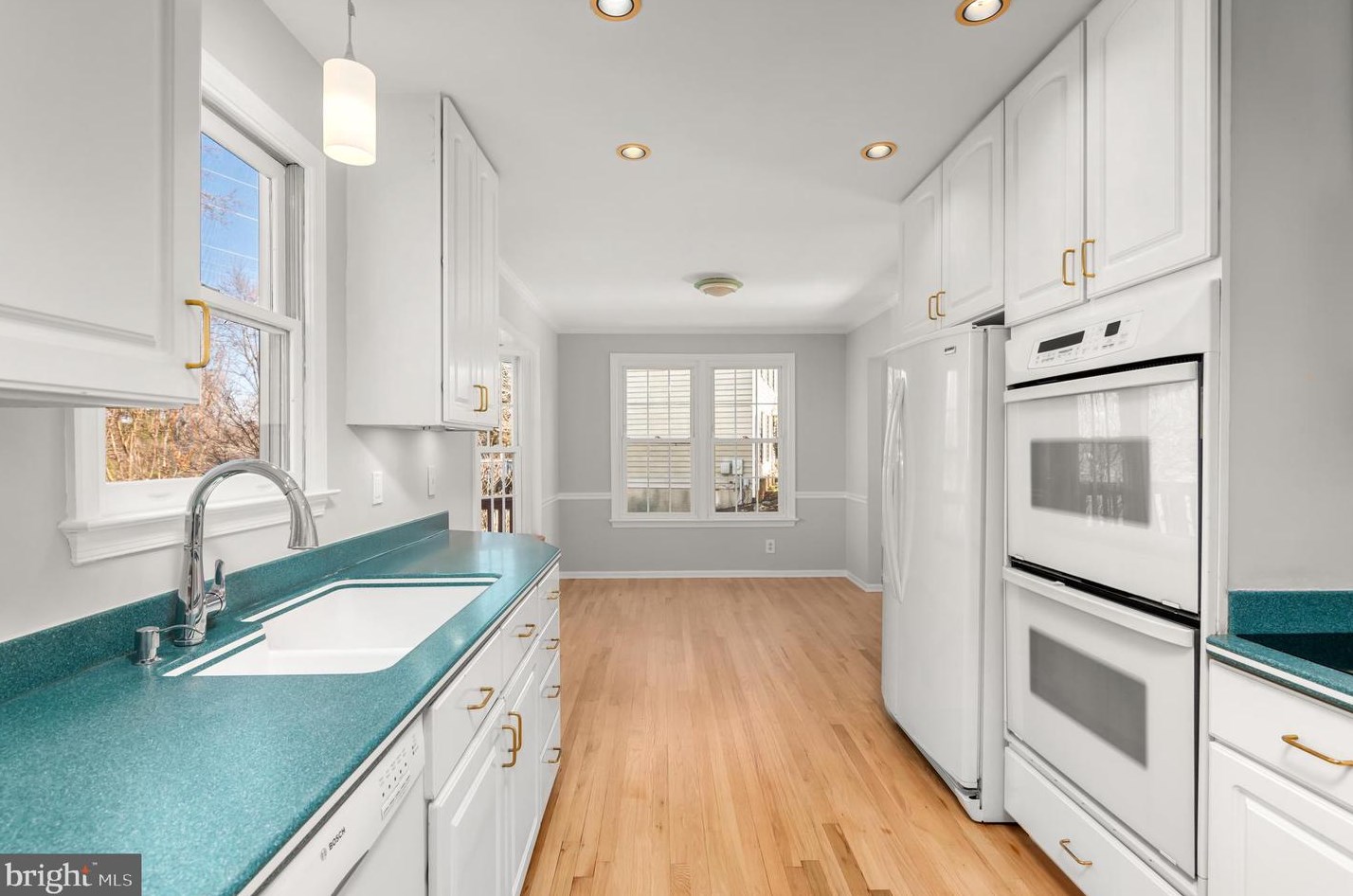 14912 Keeneland Cir, Gaithersburg MD 20878-3782 exterior