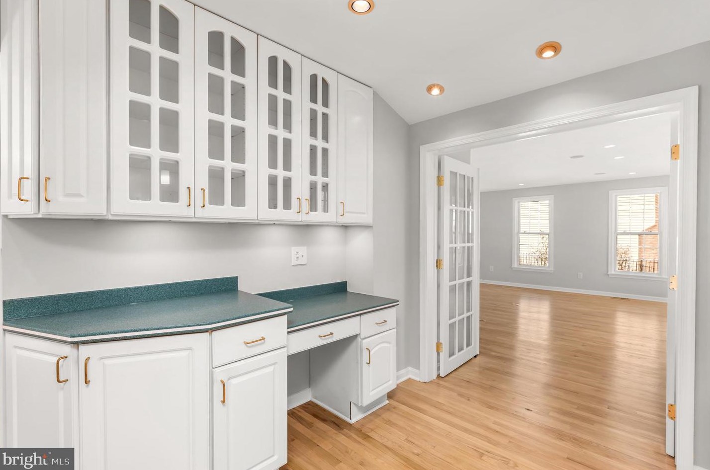 14912 Keeneland Cir, Gaithersburg MD 20878-3782 exterior