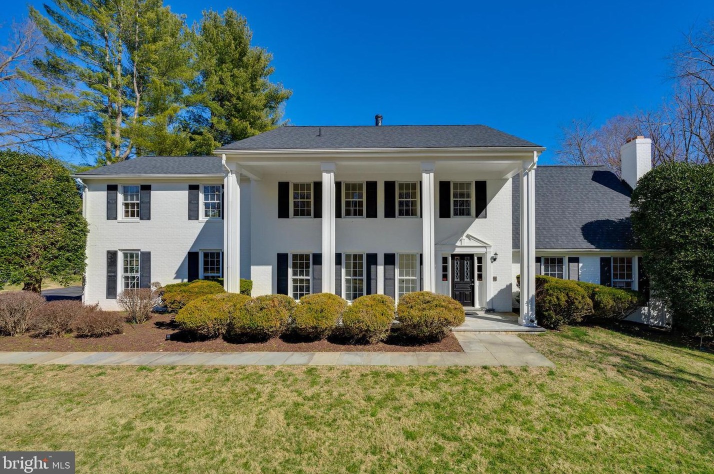 13505 Bonnie Dale Dr, Gaithersburg, MD 20878-3904