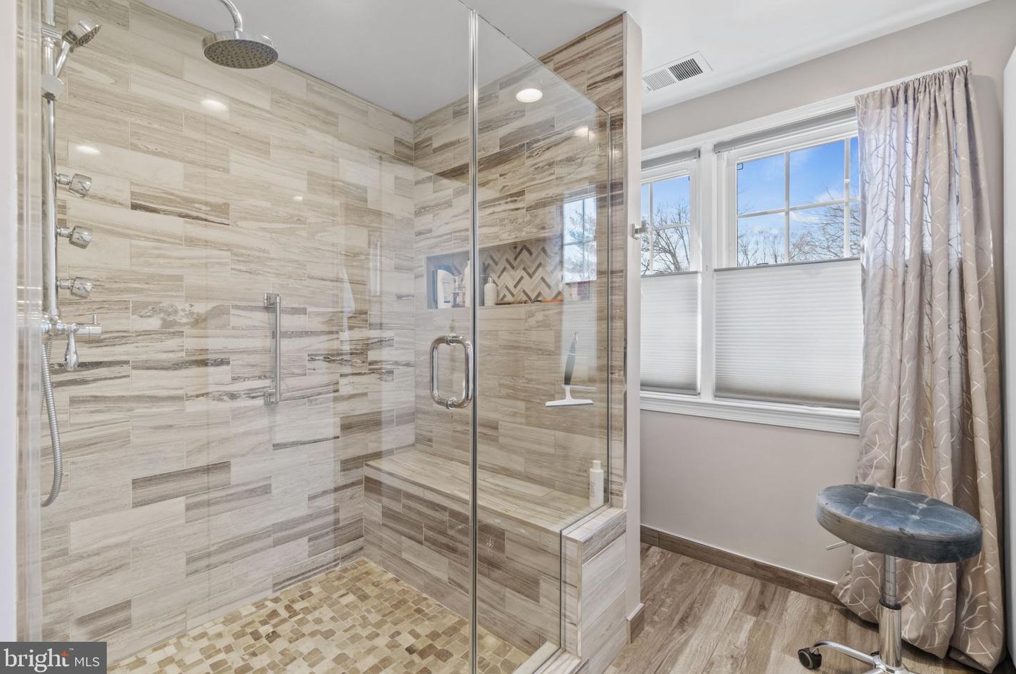 9604 Whetstone Dr, Gaithersburg MD  20886-3114 exterior