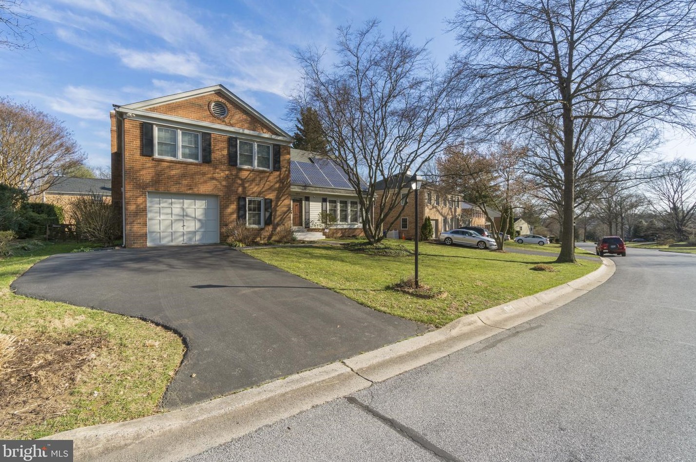 9604 Whetstone Dr, Gaithersburg MD  20886-3114 exterior