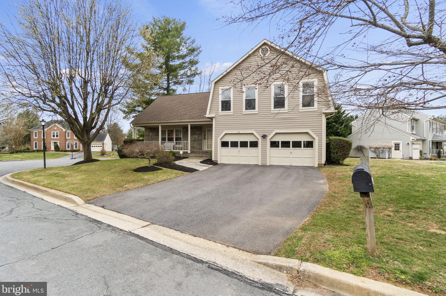 14 Freas Ct, Gaithersburg, MD 20878-2586