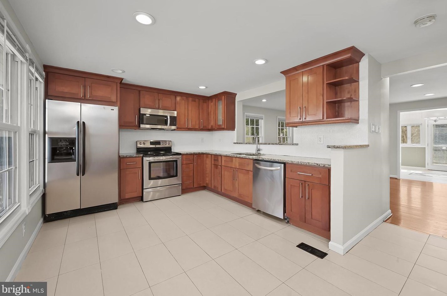 19421 Kildonan Dr, Gaithersburg, MD 20879-4753