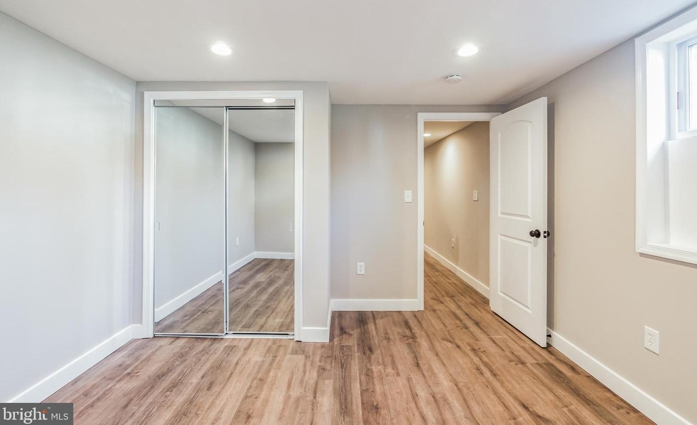 7 Maryland Ave, Gaithersburg MD  20877-2711 exterior