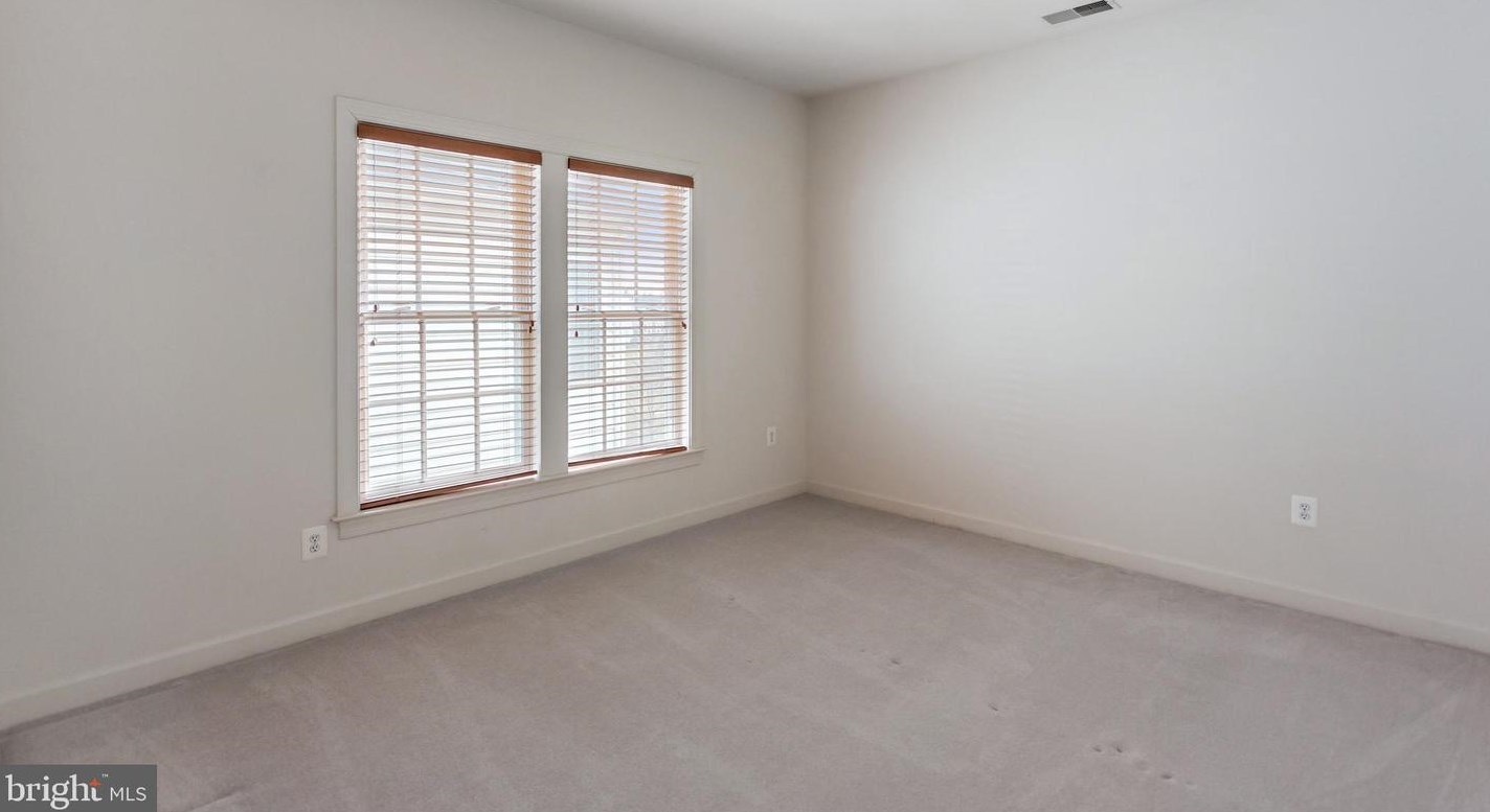 13209 Dutrow Dr, Clarksburg MD  20871-4345 exterior