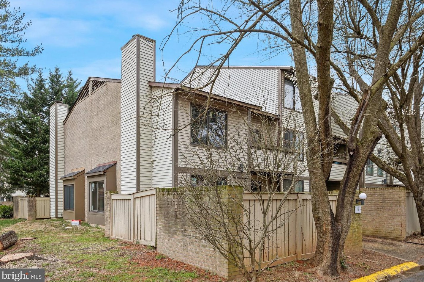18 Fifeshire Ct, Gaithersburg, MD 20886