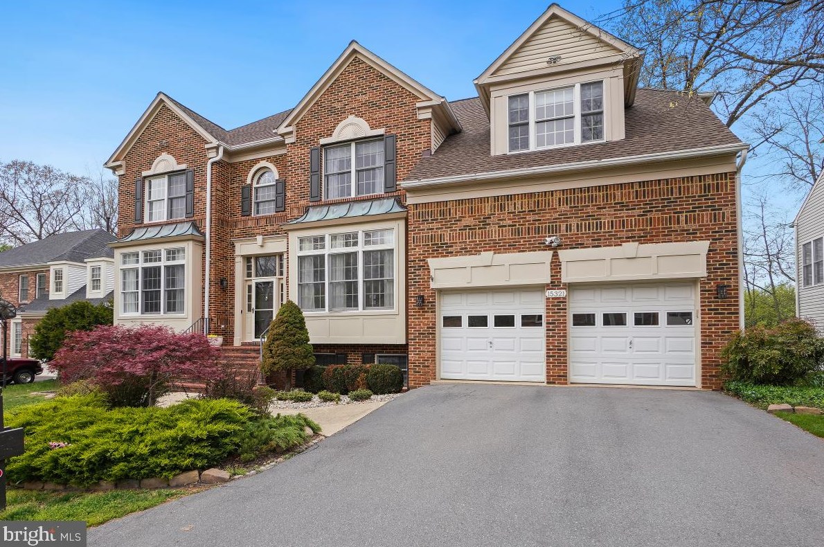 15321 Chinaberry St, Gaithersburg MD  20878-4704 exterior