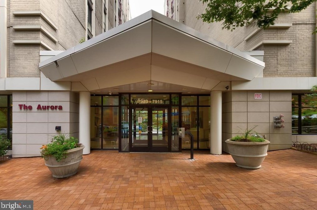 7923 Eastern Ave Apt 305, Silver Spring, MD 20910