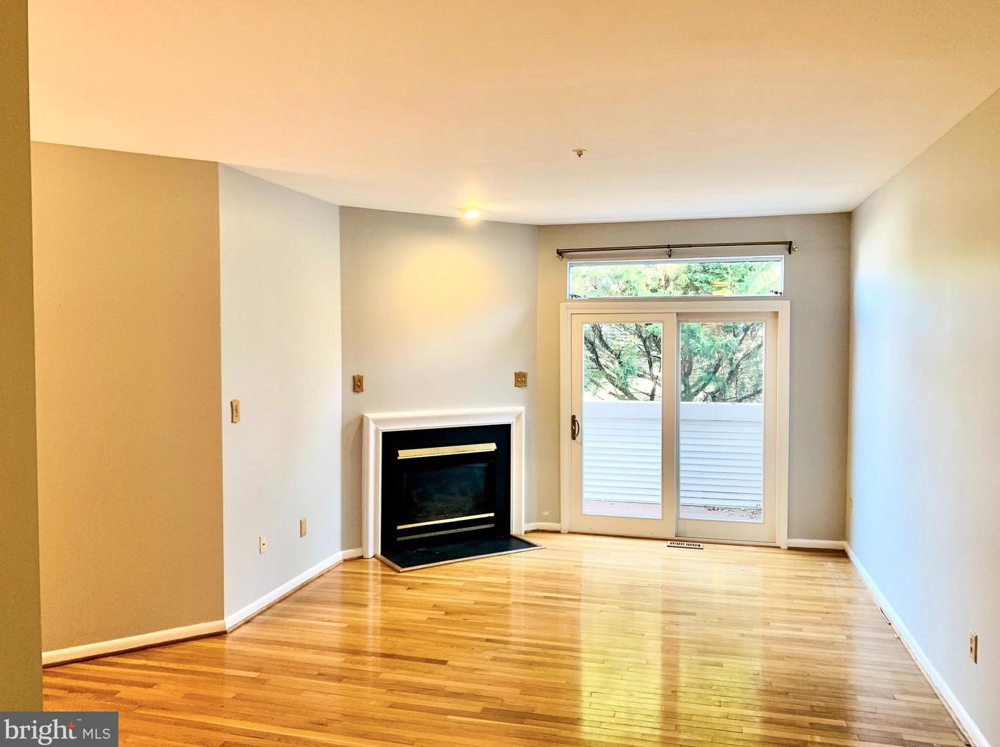 18164 Royal Bonnet Cir, Gaithersburg MD  20886-0439 exterior