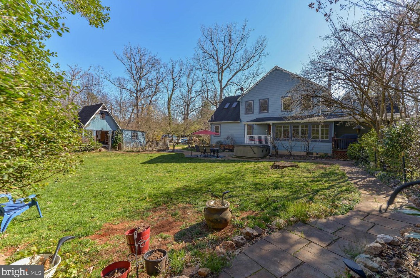 409 5th Ave, Washington Grove, MD 20880