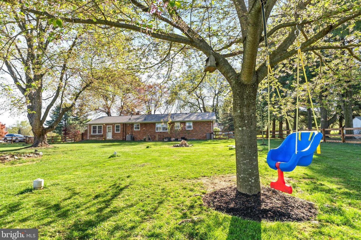 26304 Aiken Dr, Clarksburg MD  20871-9634 exterior