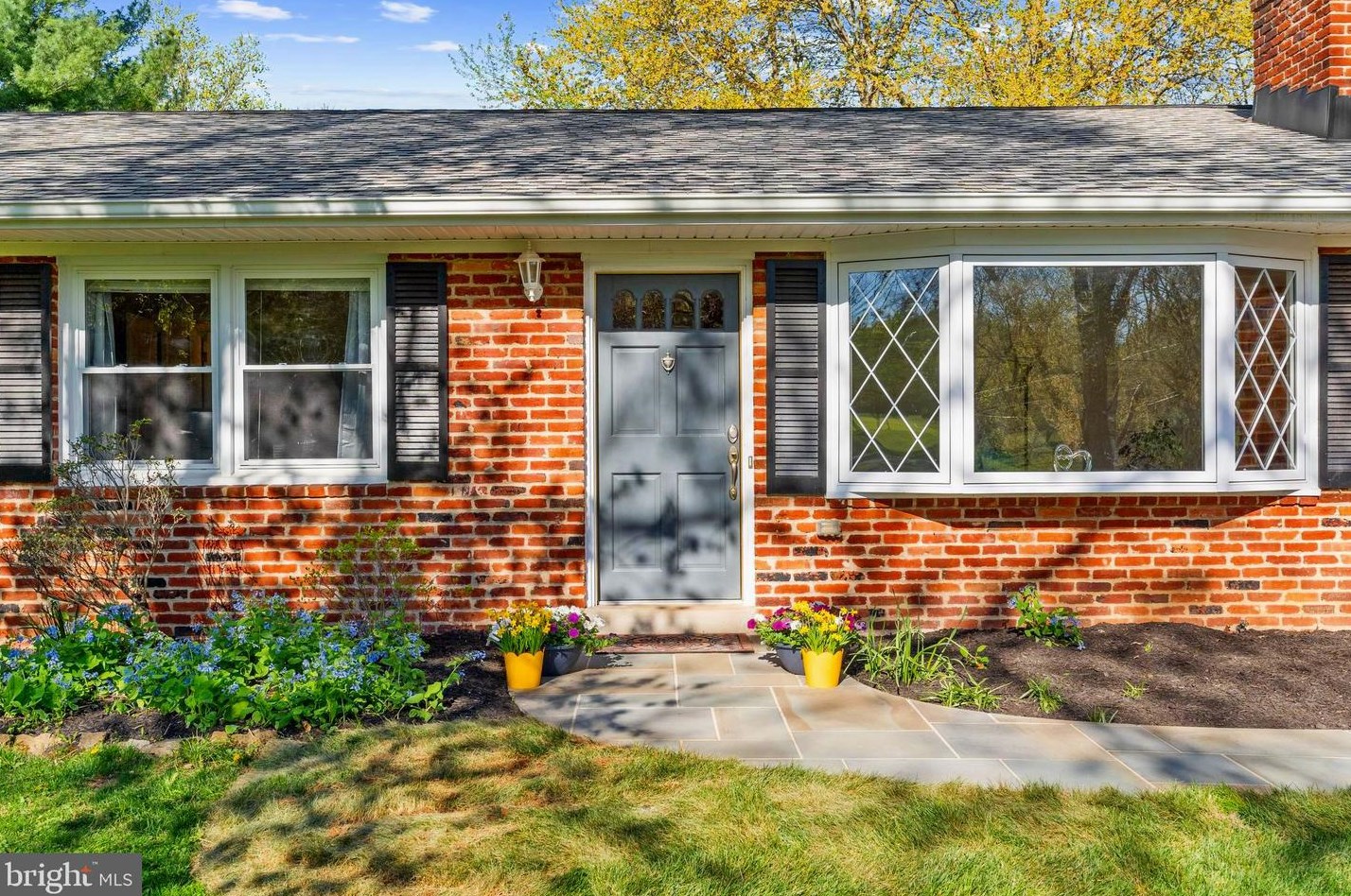 26304 Aiken Dr, Clarksburg MD  20871-9634 exterior