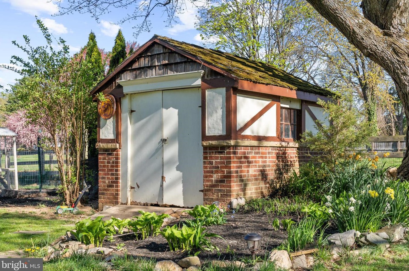 26304 Aiken Dr, Clarksburg MD  20871-9634 exterior