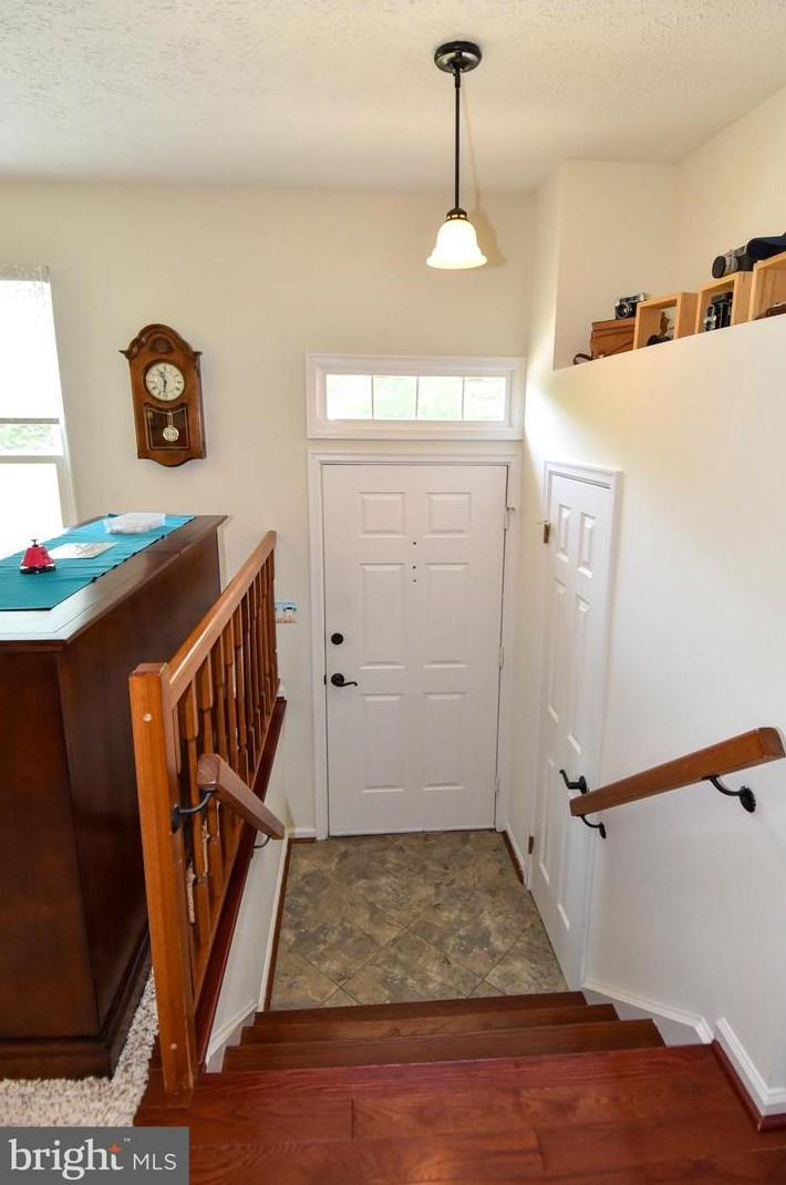 204 Leafcup Ct, Gaithersburg, MD 20878-2640