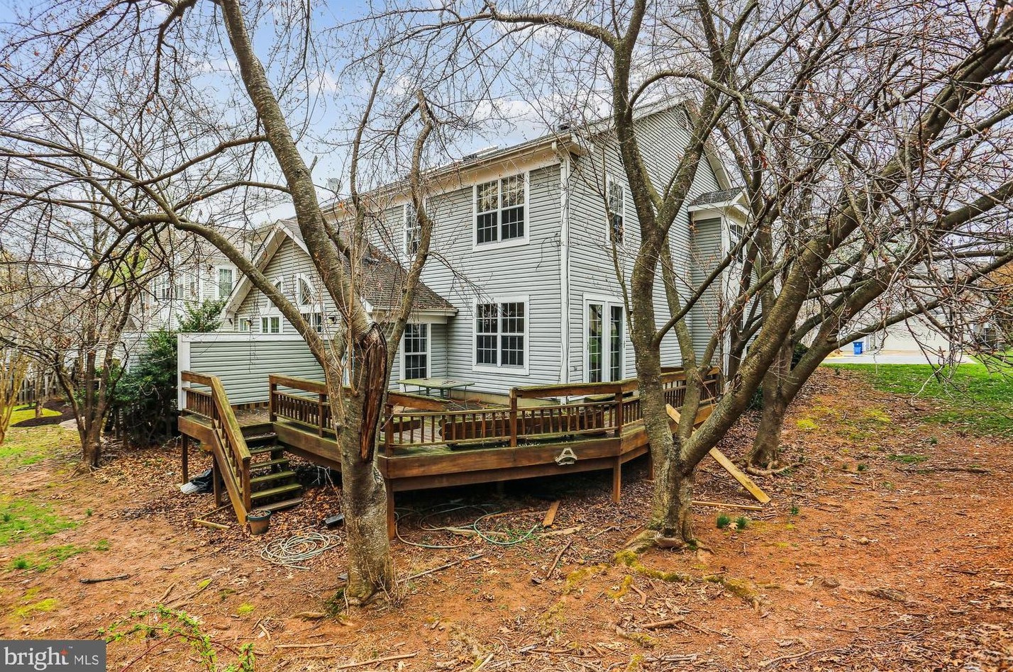 20300 Butterwick Way, Gaithersburg MD  20886-4358 exterior