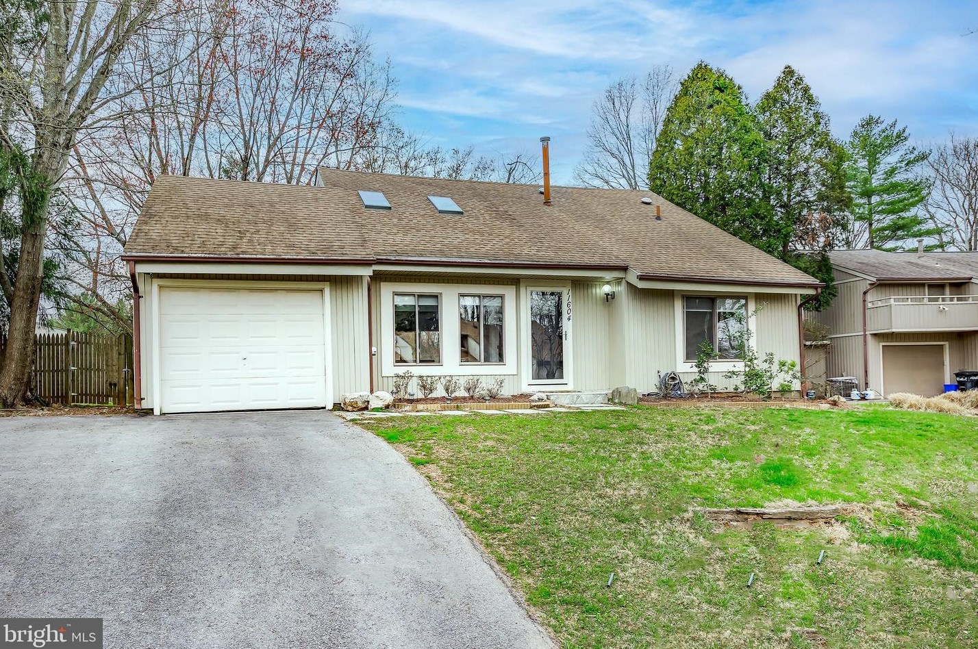 11604 Piney Lodge Rd, Gaithersburg, MD 20878