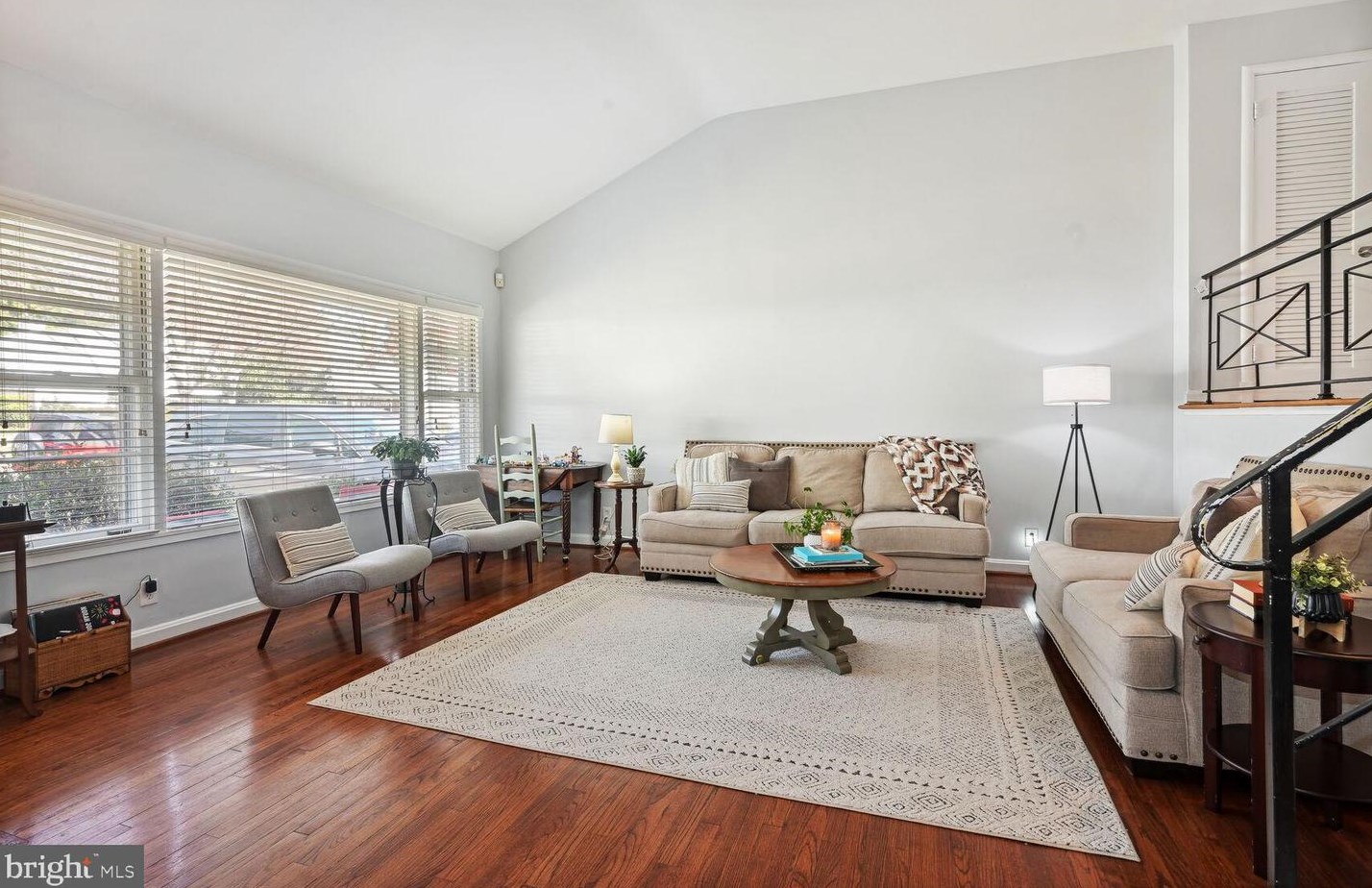 5008 Alta Vista Rd, Bethesda, MD 20814