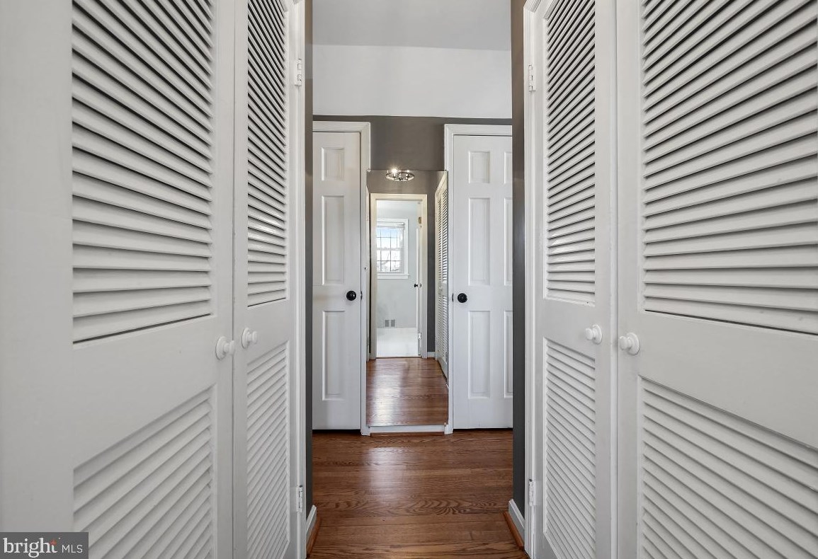 16709 Chestnut St, Gaithersburg MD  20877-1212 exterior