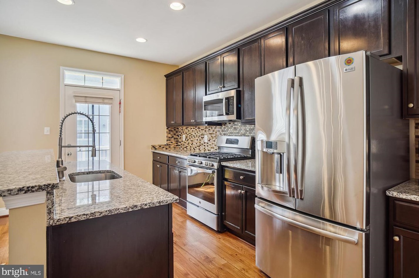 12557 Horseshoe Bend Cir, Clarksburg MD  20871-9481 exterior