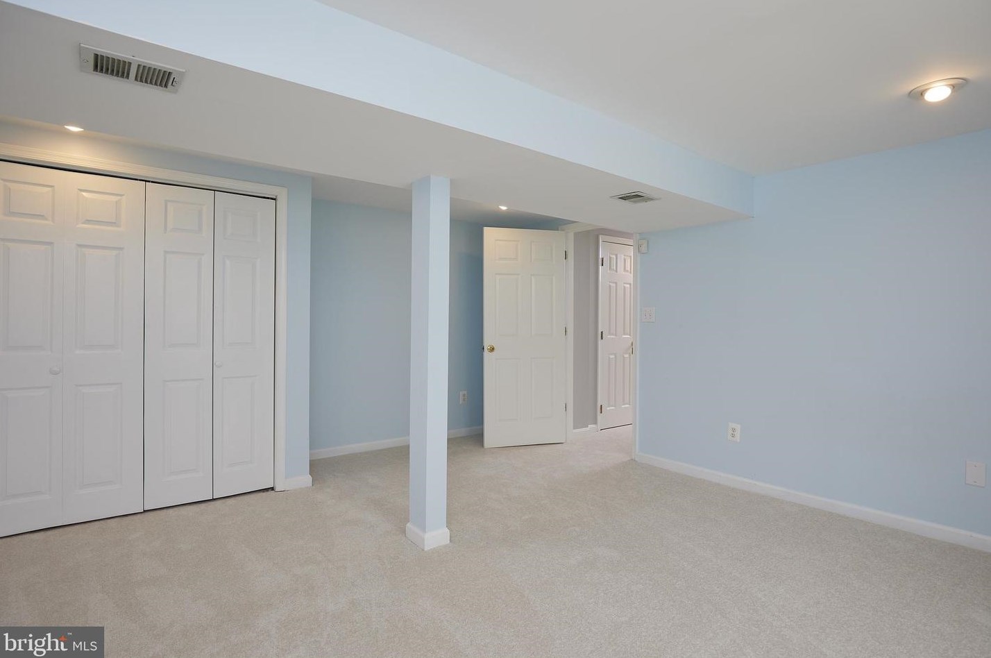 13324 Darnestown Rd, Gaithersburg MD  20878-3510 exterior