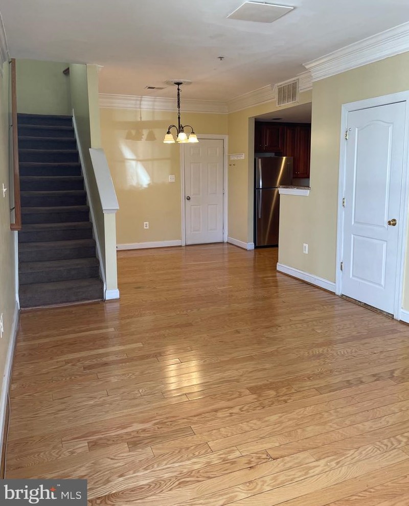 932 Orchard Ridge Dr Unit 100, Gaithersburg, MD 20878