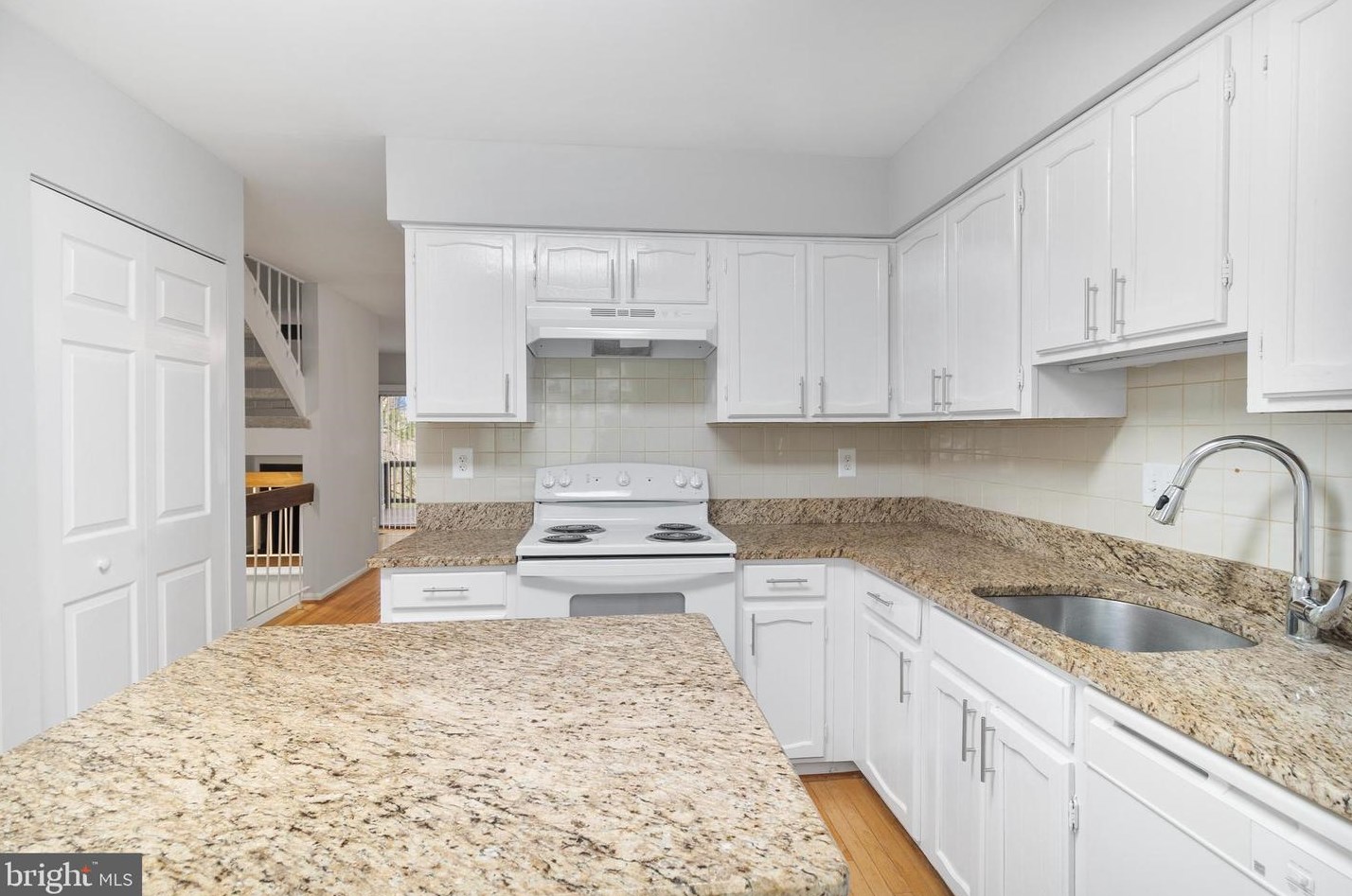 117 Kestrel Ct, Gaithersburg MD  20879-3214 exterior