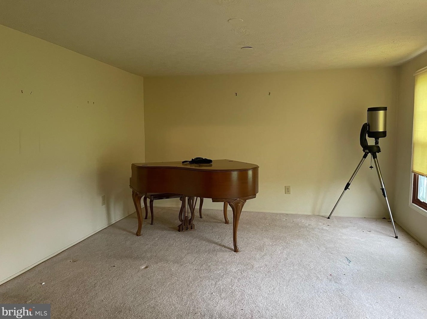 21921 Foxlair Rd, Gaithersburg MD  20882-1306 exterior