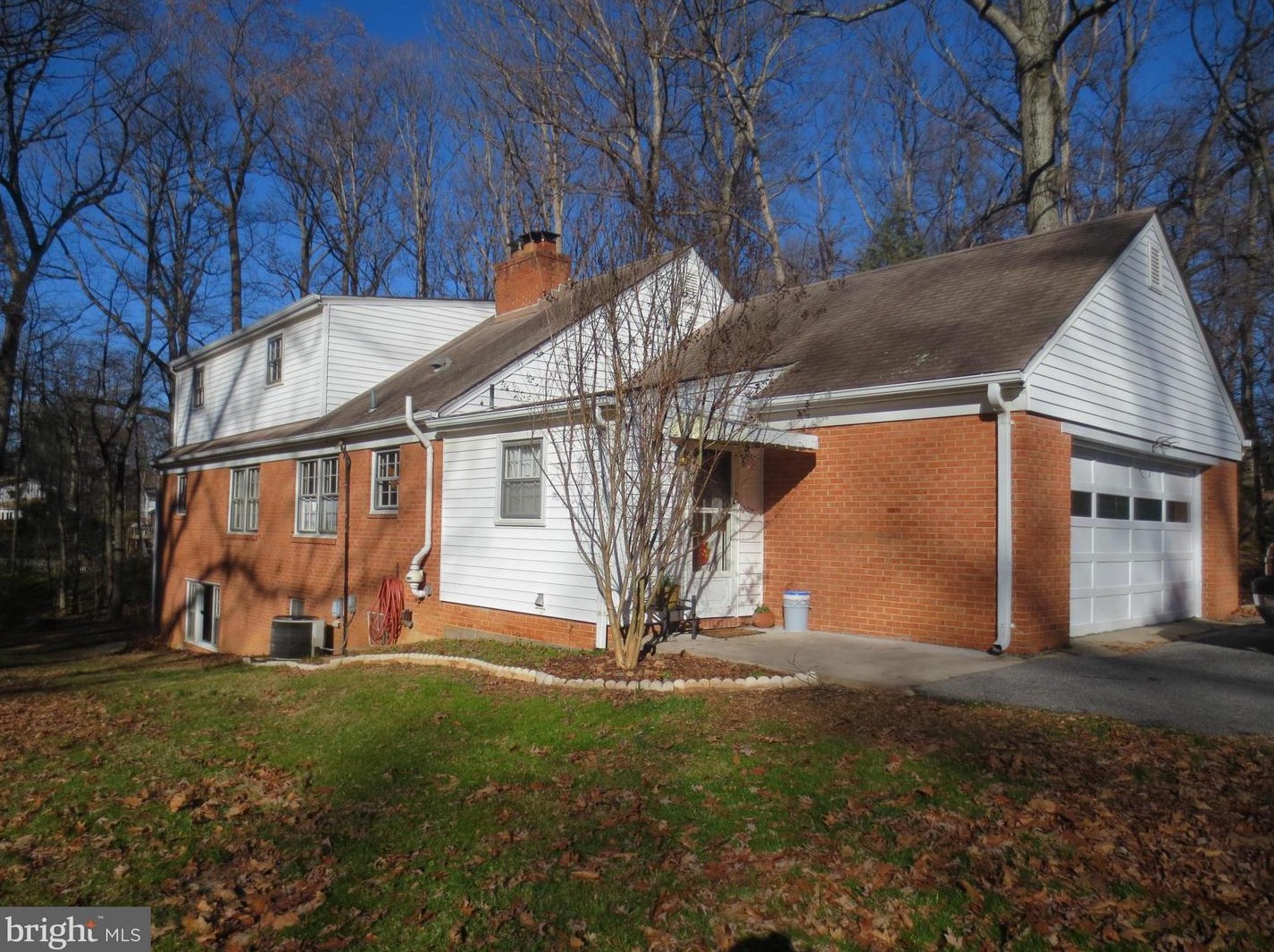 17000 Woodale Dr, Silver Spring, MD 20905