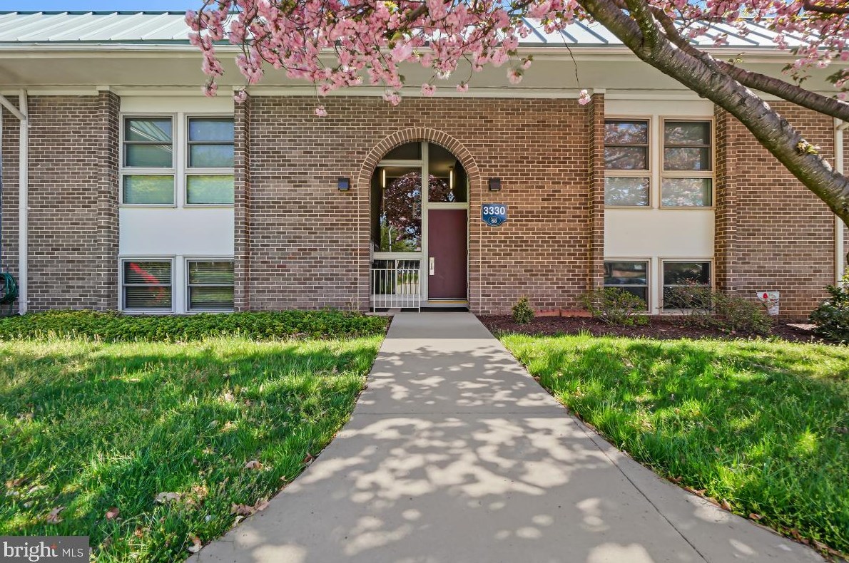 3330 Gleneagles Dr #68-1d, Silver Spring, MD 20906