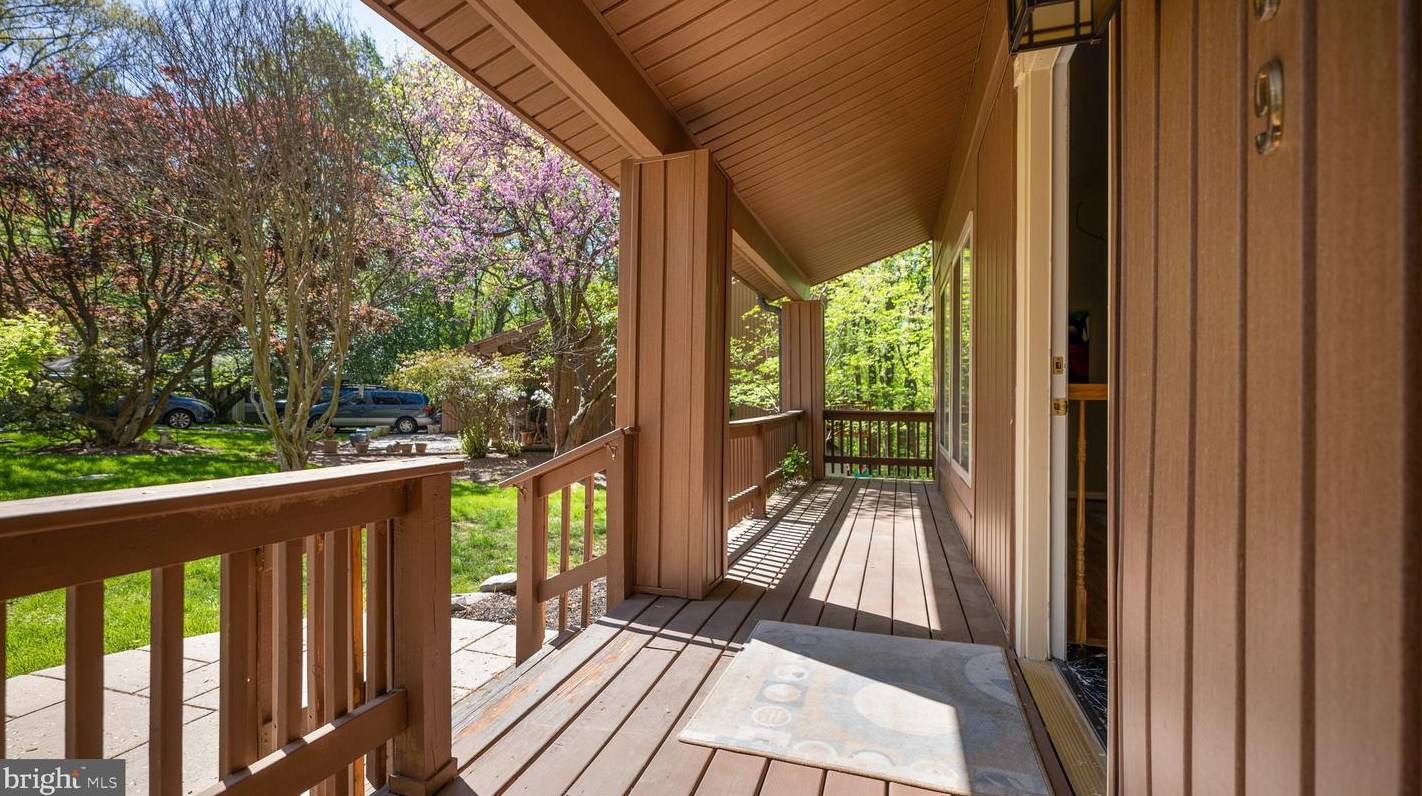 11609 Maddox Ct, Gaithersburg, MD 20878-2451