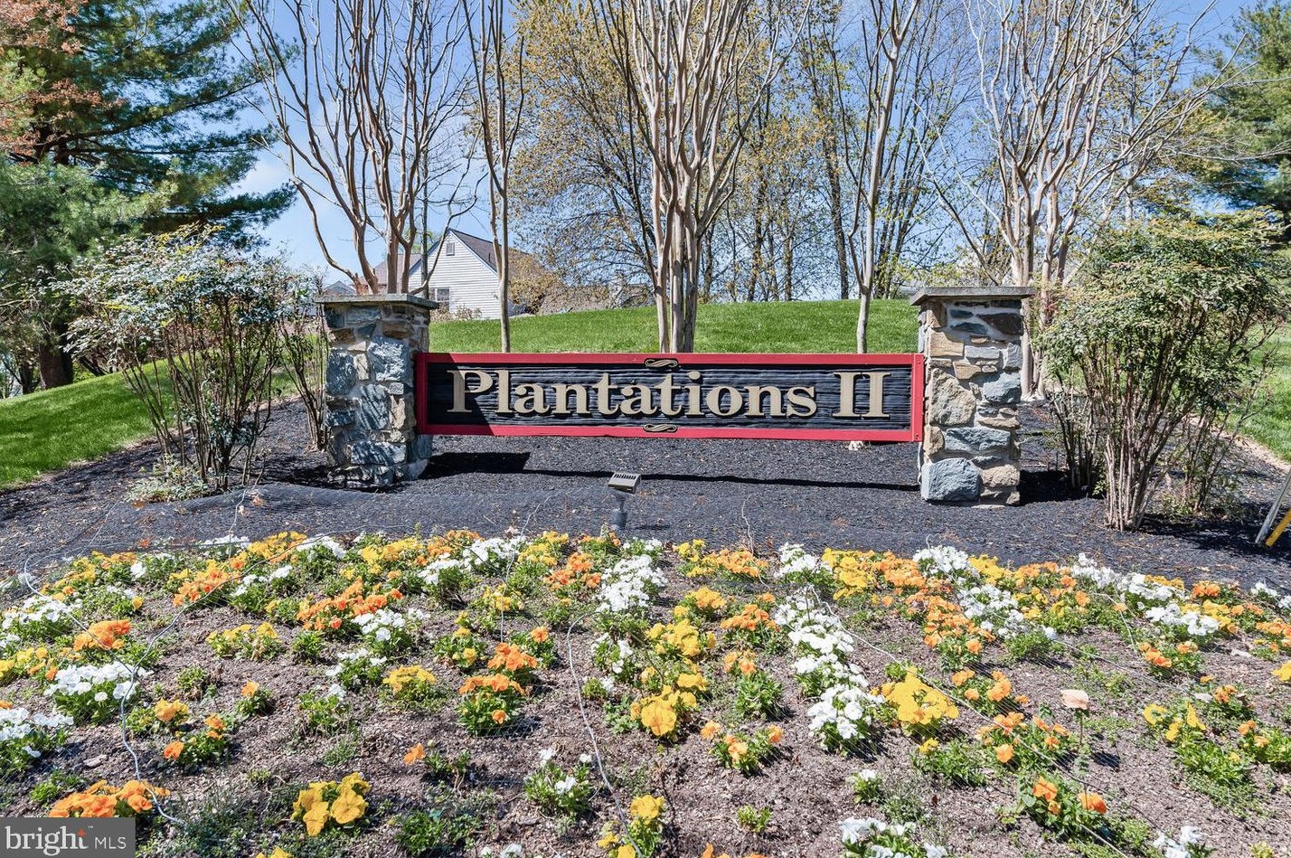 24020 Pecan Grove Ln, Gaithersburg, MD 20882-3922