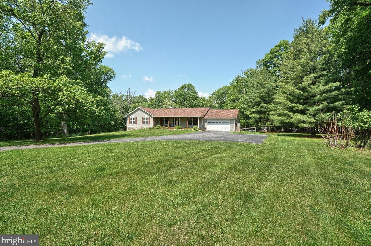 21188 Beallsville Rd, Comus, MD 20842