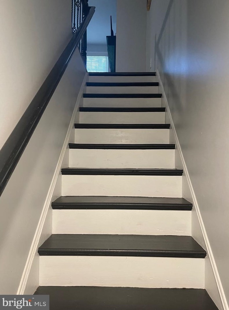 20541 Strath Haven Dr, Gaithersburg MD  20886-4061 exterior