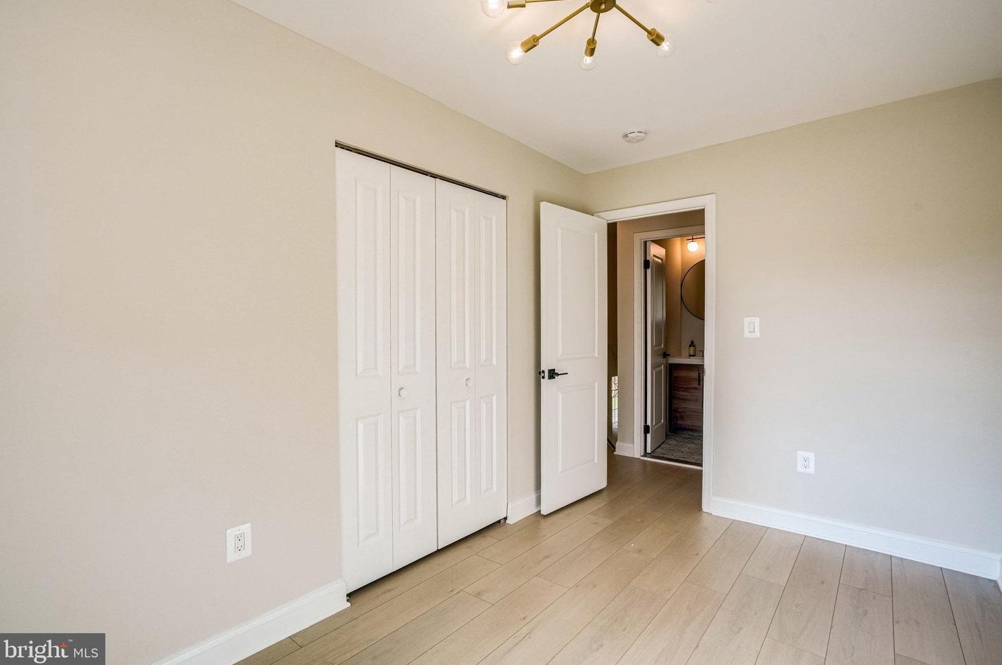 12025 Winesap Ter, Gaithersburg MD  20878-2331 exterior