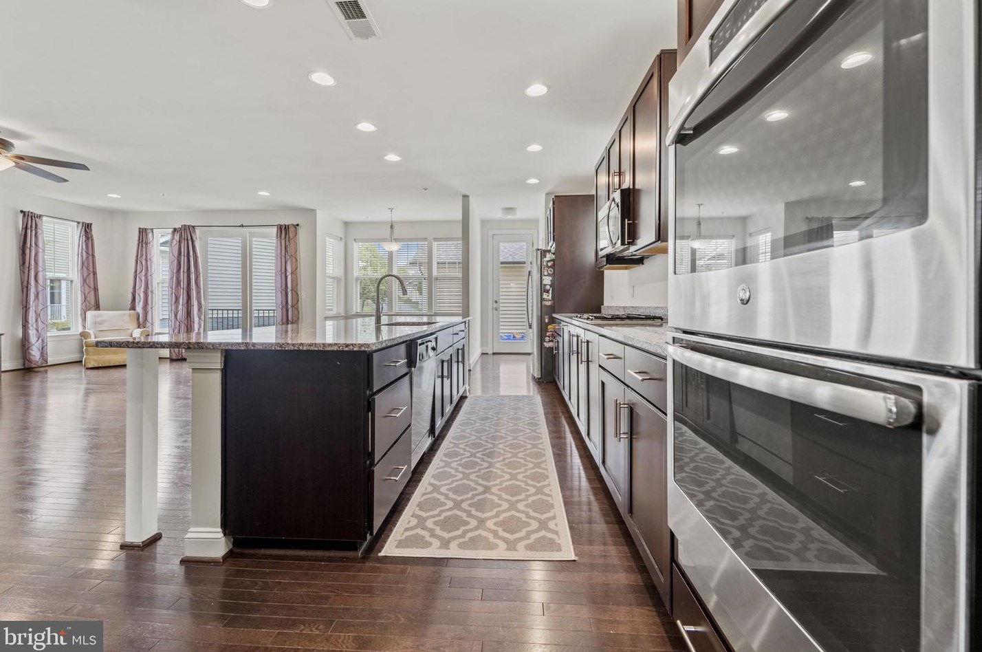 23963 Burdette Forest Rd, Clarksburg MD  20871-4420 exterior