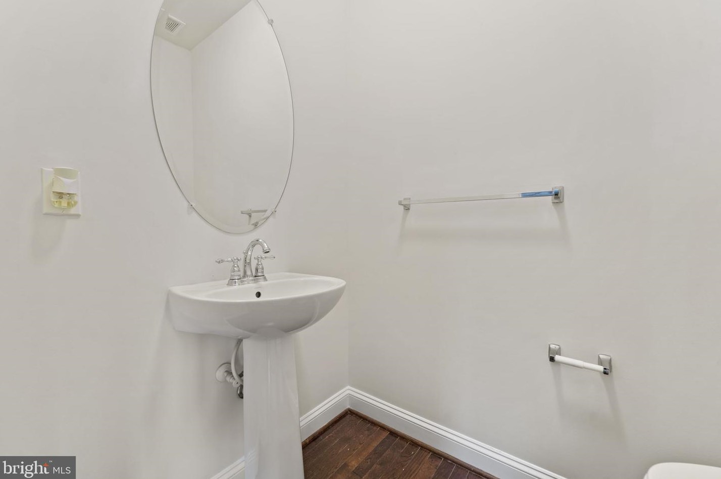 23963 Burdette Forest Rd, Clarksburg MD  20871-4420 exterior