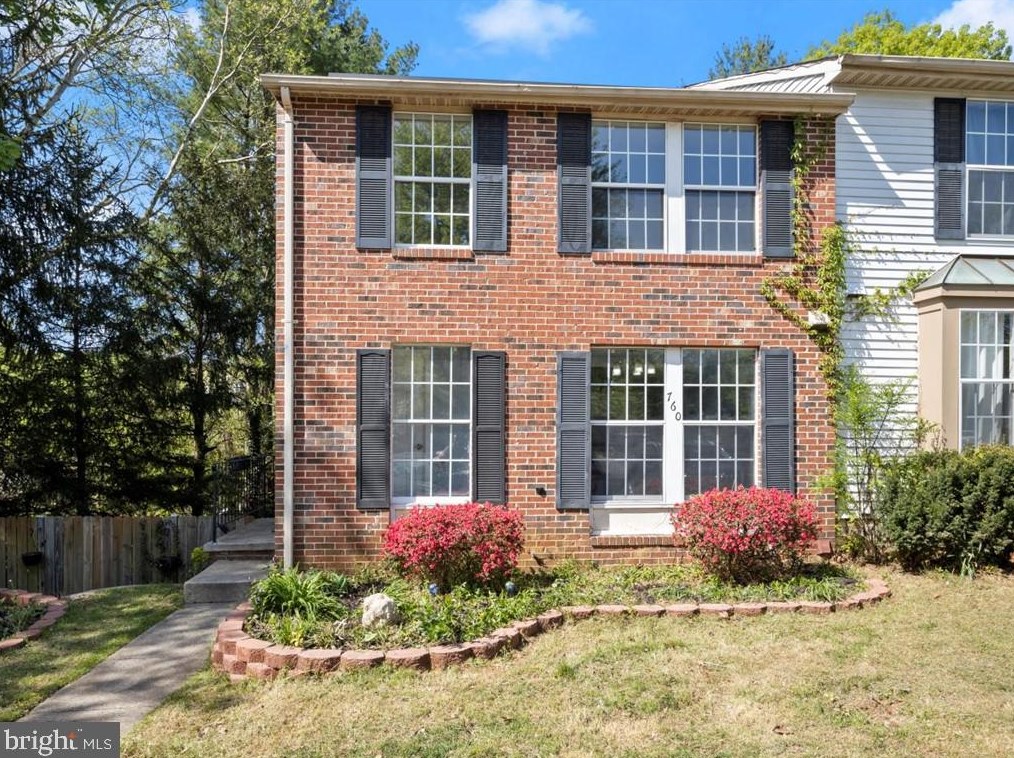 760 Clifftop Dr, Gaithersburg MD  20878-2932 exterior