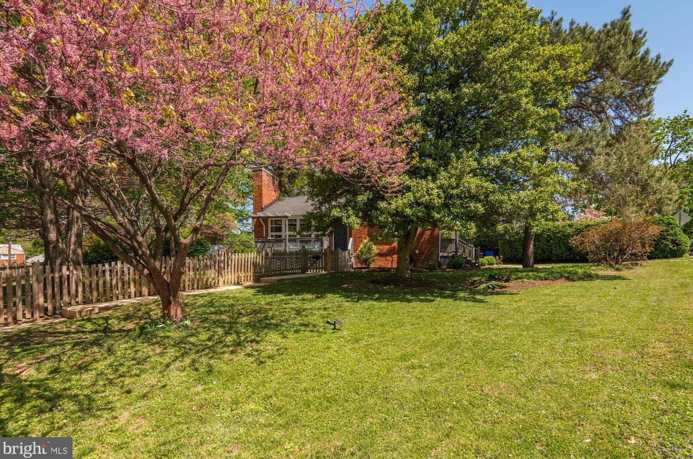 10401 Haywood Dr., Silver Spring, MD 20902