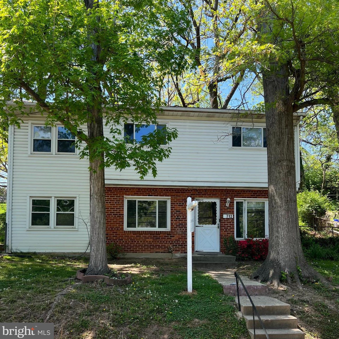 712 1st St, Rockville MD  20851-1015 exterior