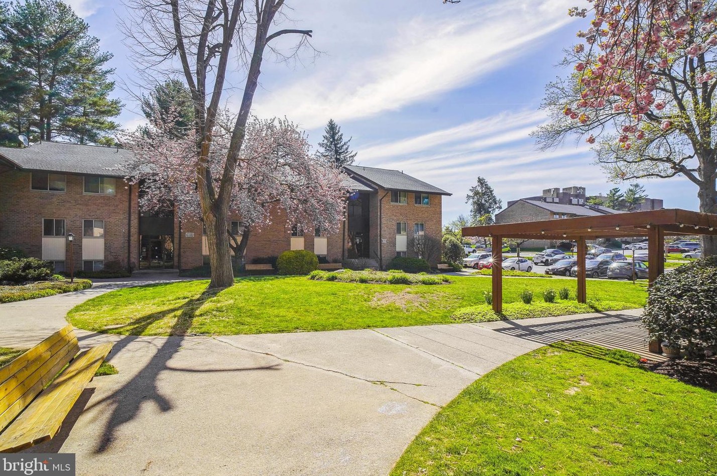 18814 Walkers Choice #6, Gaithersburg, MD 20886