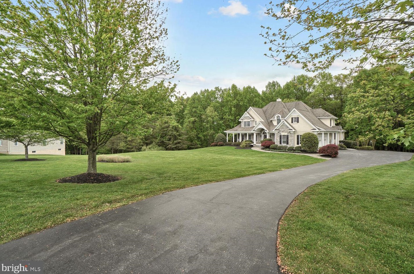 24516 Hanson Rd, Gaithersburg MD 20882-3504 exterior