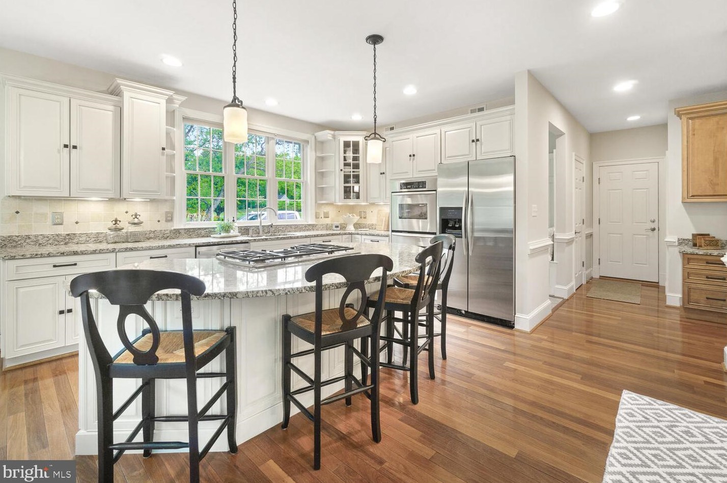 24516 Hanson Rd, Gaithersburg MD 20882-3504 exterior