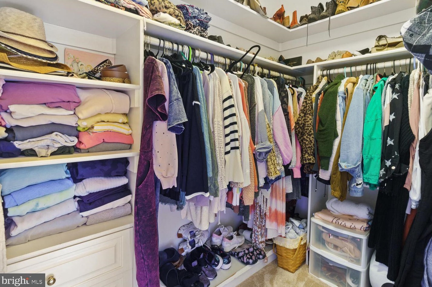 24516 Hanson Rd, Gaithersburg MD 20882-3504 exterior