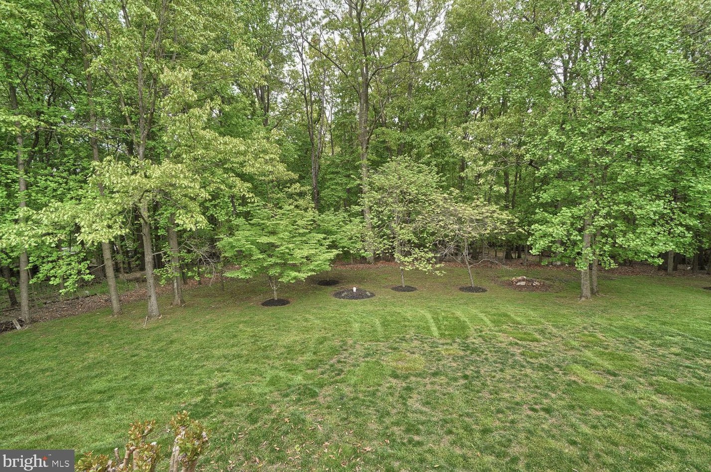 24516 Hanson Rd, Gaithersburg MD 20882-3504 exterior