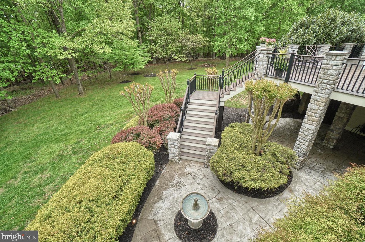 24516 Hanson Rd, Gaithersburg MD 20882-3504 exterior