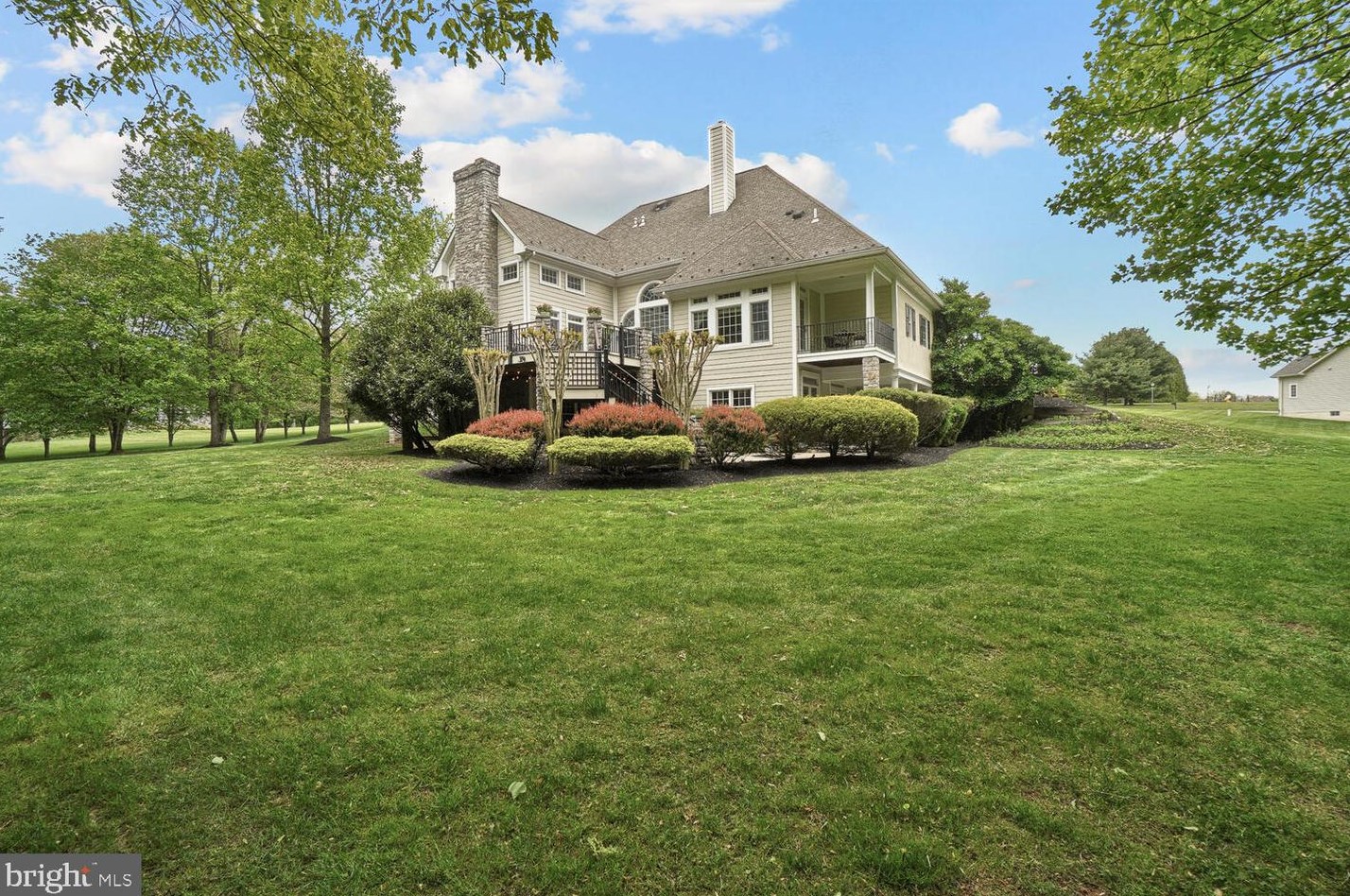 24516 Hanson Rd, Gaithersburg MD 20882-3504 exterior