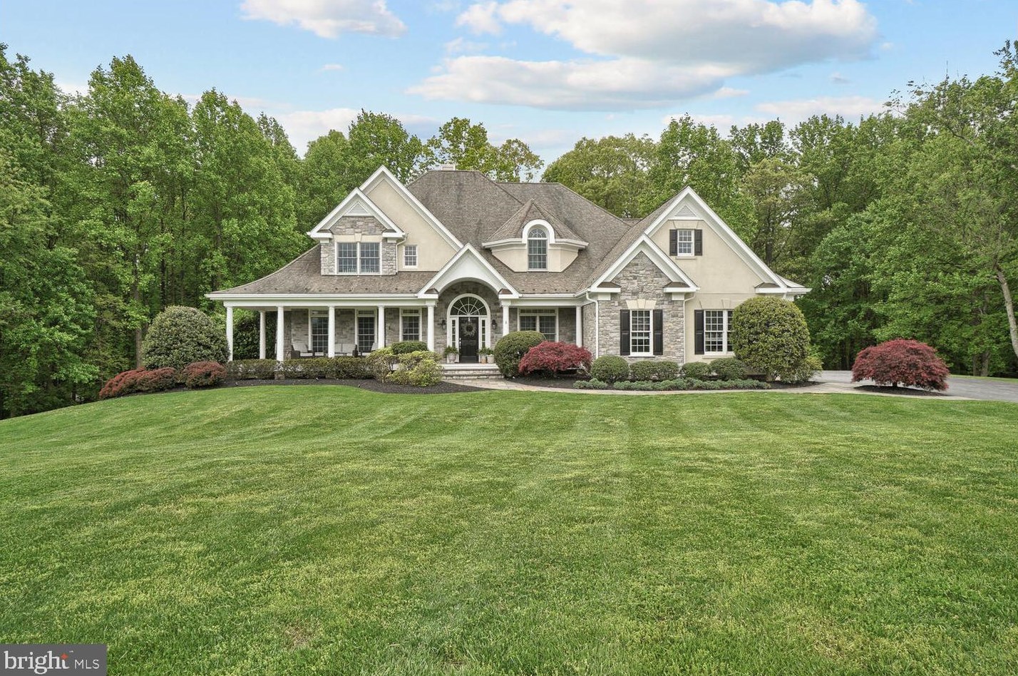 24516 Hanson Rd, Gaithersburg MD 20882-3504 exterior