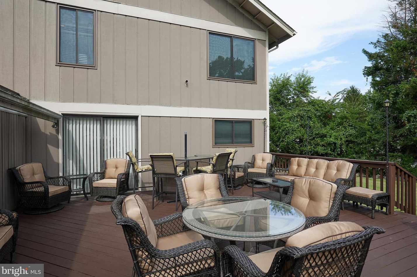 20504 Aspenwood Ln, Gaithersburg MD 20886-1231 exterior